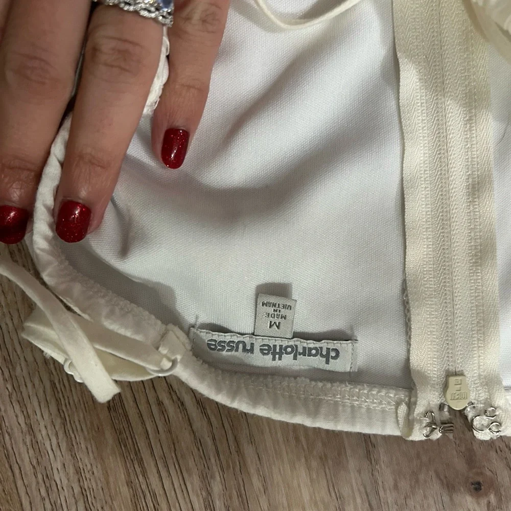 Dress - Picture 3 of 3